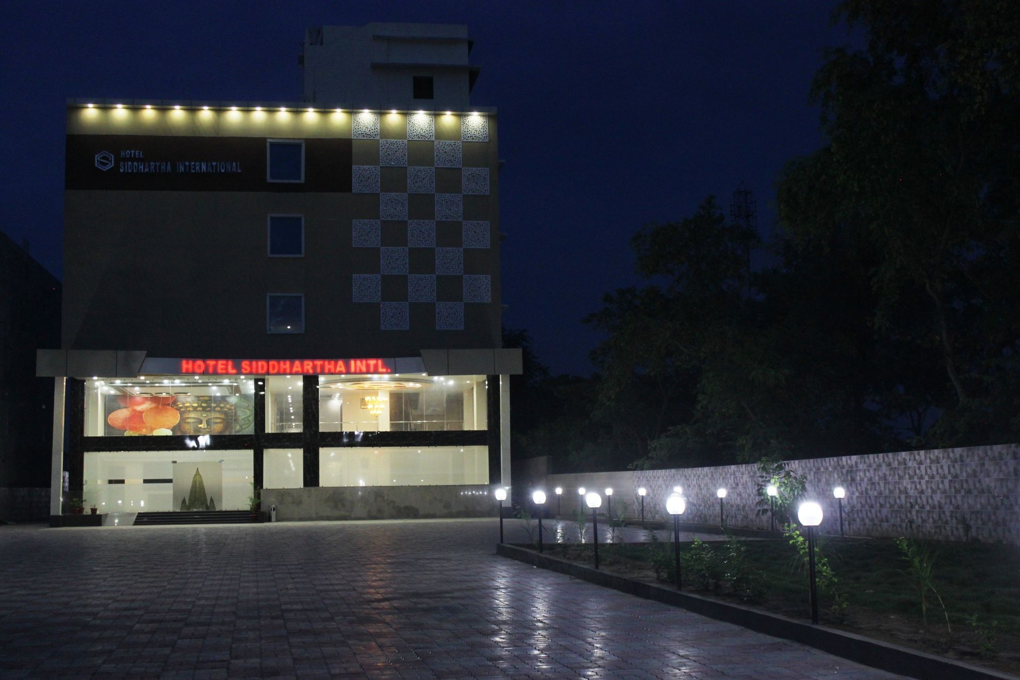 Hotel Siddhartha International Gaya Extérieur photo